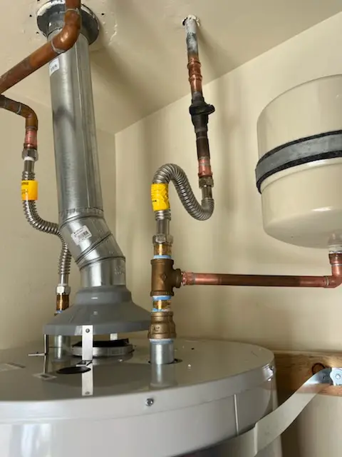 Water heater installation and plumbing repair in Baldwin
